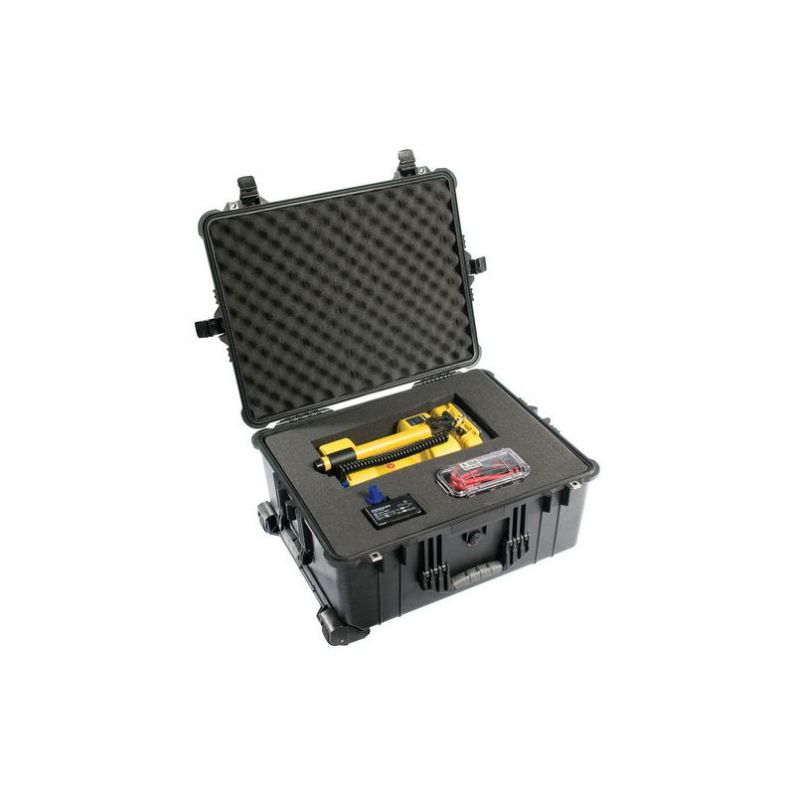 Pelican 1610 Case with Foam (Black)