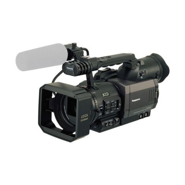 Panasonic AG-DVX100B 3-CCD MiniDV Proline Camcorder